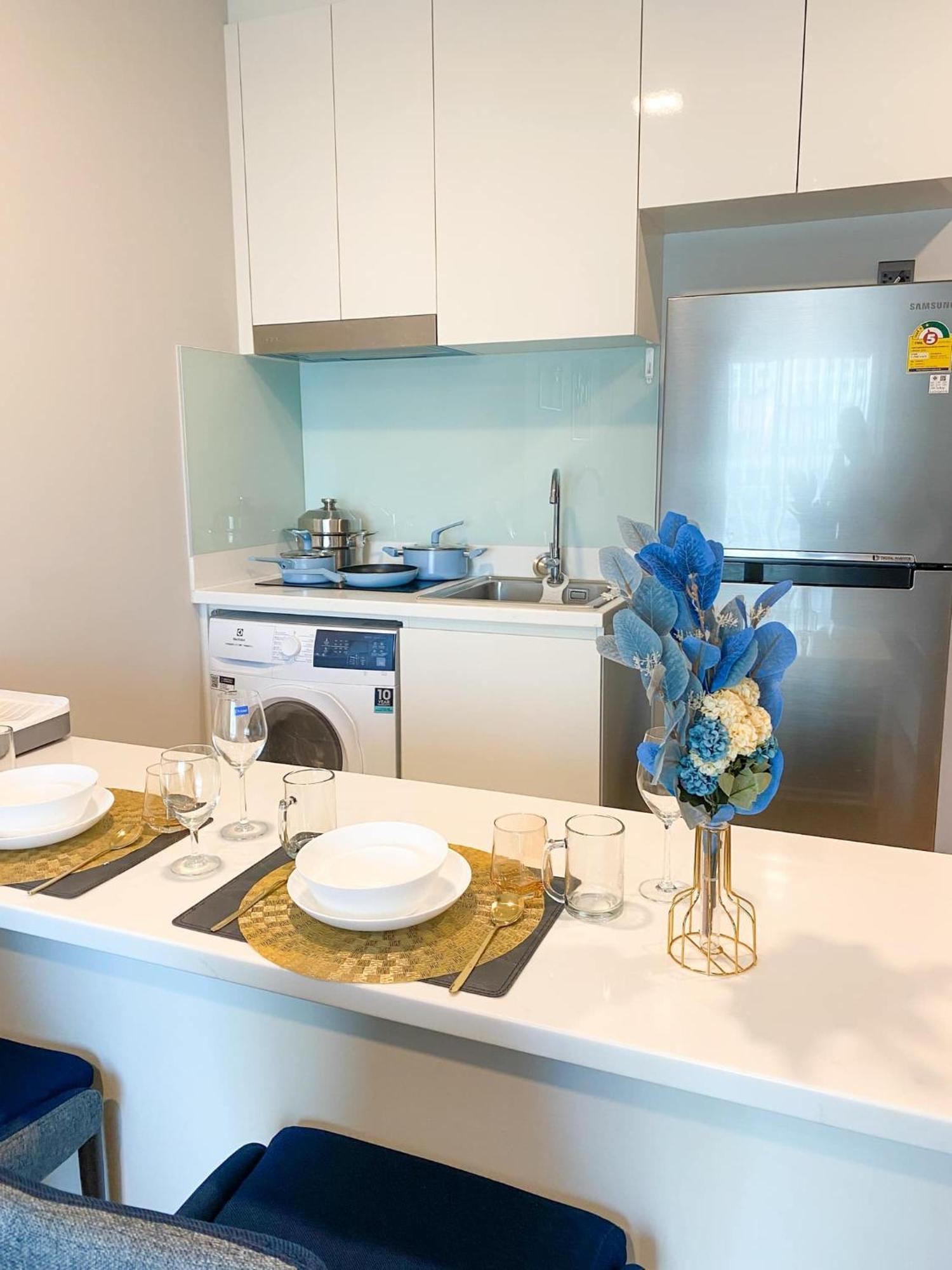 The Astra Sky River Luxury Condo,the Largest Pool And View Appartement *