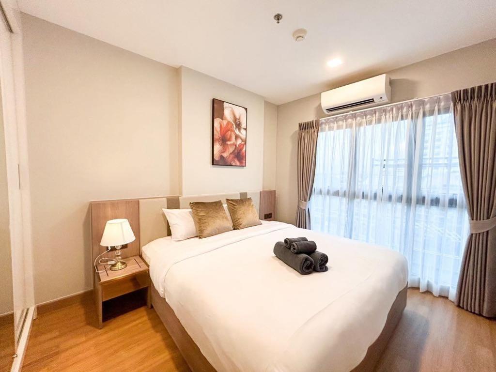 The Astra Sky River Luxury Condo,the Largest Pool And View